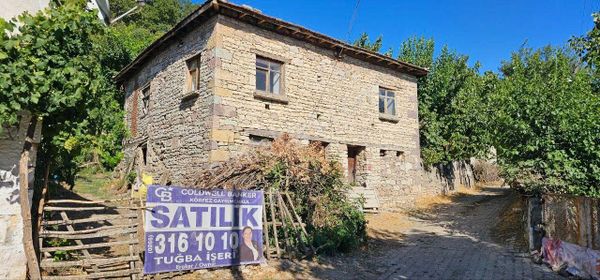 İvrindide Satılık Taş Köy Evi