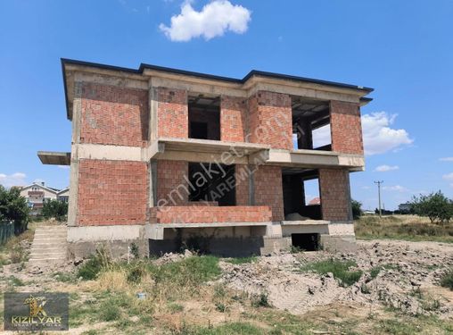 KIZILYAR EMLAK OFİSİNDEN 340M2 ÜZERİNE 100 M2 SATILIK BİNA