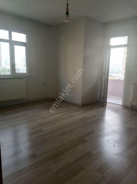 Ümraniye Çamlık İKBAL CADDESİ ÜZERİNDE MERKEZİ LOKOSYONDA 3+1 