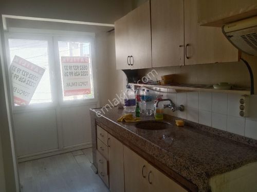 İnönü caddesi'ne yakın Eşrefpaşa evlendirme dairesine yakın 1+1 kiralık daire