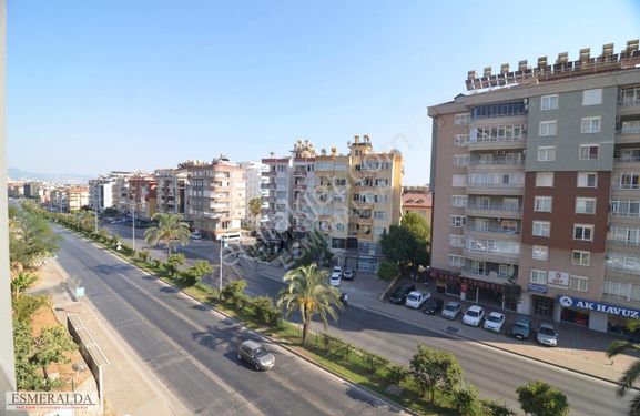 Alanya Onur İş Merkezinde Kiralık 2+1 Ofis