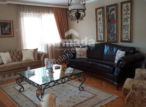 KONAK GÖZTEPE'DE FIRSAT 3+1 GENİŞ DAİRE