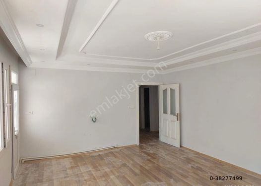 İSTASYON CADDESİNDE 4+1 SATILIK DAİRE