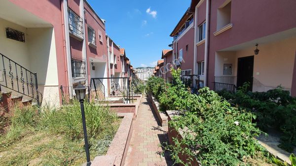  BURSA NİLÜFER ÜÇEVLERDE MANZARALI SATILIK 5+1 TRİPLEX VİLLA