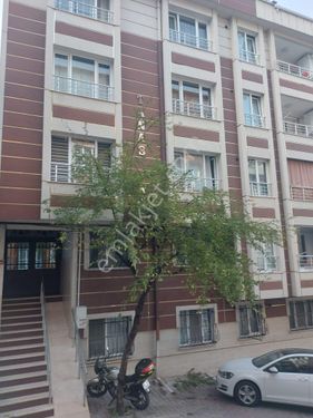  Gaziosmanpaşa Bağlarbaşı Mahallesinde SATILIK İskanlı DAİRE 2+1