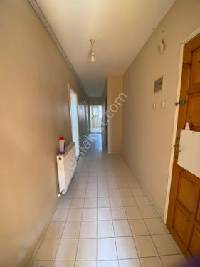 Manisa Ahmetli ulucami mahallesi  130m² 3+1 Doğal Gazlı daire Satılık 