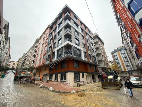 ŞİRİNEVLER 16. SOKAK 1 YILLIK BİNADA 4+1 170m2 DUBLEX