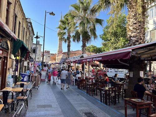 TURİSTLERİN UĞRAK YERİ ÇARŞI CADDESİNDE İKİ KATLI İŞYERİ