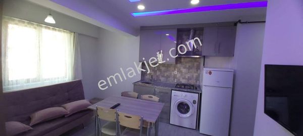 ENDER UYSALDAN KAMPÜSTE KİRALIK 2+1 ARA KAT BALKONLU APART  