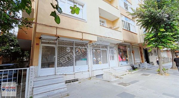 Bayrampaşa Kocatepe Mah. de 25 m2 Kiralık Dükkan - İş Yeri