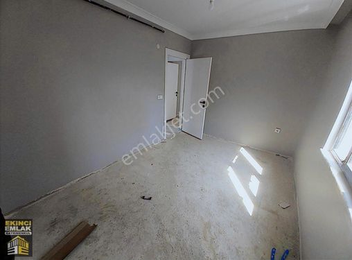 EKİNCİ EMLAK'TAN SATILIK UTRA LÜX DAİRE 1.KAT KÖŞE BAŞI 2+1