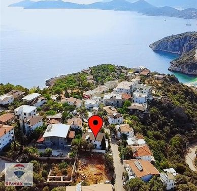 RE/MAX KAŞ BÜYÜKÇAKIL'DA SATILIK MÜSTAKİL EV