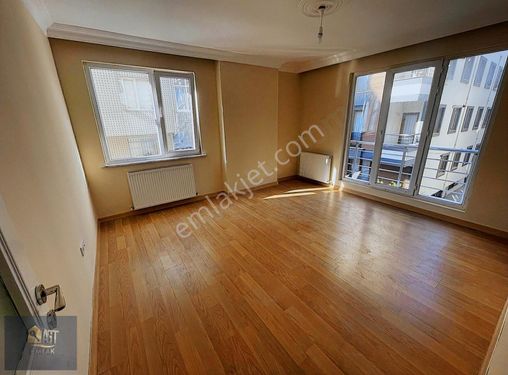 AGT'DEN YAMANEVLER MAH'DE 2+1 85M2 BOŞ 2.KAT KULLANIŞLI DAİRE