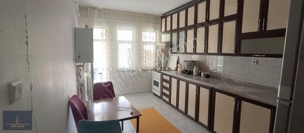 SELÇUKLU MAHALLESİNDE EŞYALI 2+1 DAİRE