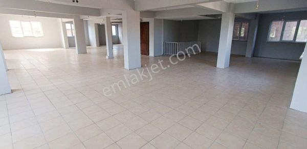  Ana Cadde Üzeri 600 M2 2 Katlı