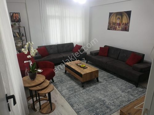  MODERN PAZARINA 2 SOKAK AŞAĞIDA SATILIK  3+1 DAİRE