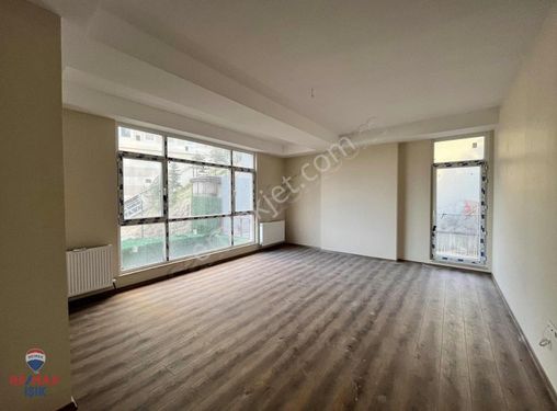 MALTEPE TERAS PARK SİTESİNDE KİRALIK 3+1 SIFIR DAİRE