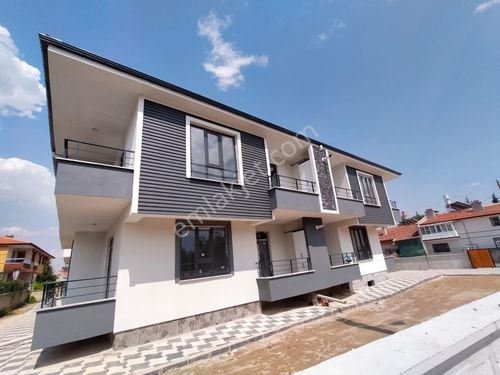 HANAYBAŞI MAH.DE ÇARŞAMBA PAZARI CİVARI 3+1 SIFIR SATILIK DAİRE...