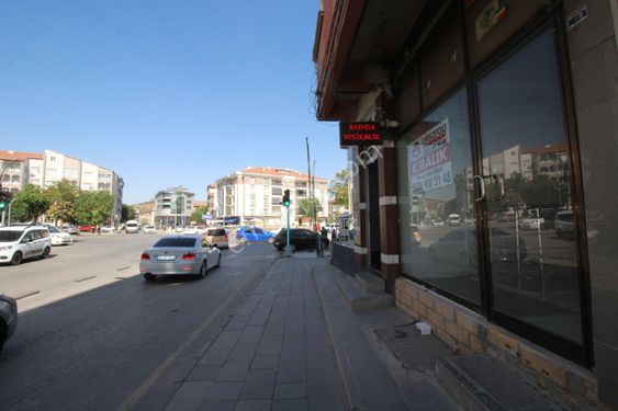  AKSARAY HAMİDİYE MAH. KURTULUŞ KAVŞAĞINDA KİRALIK 60 M² DÜKKAN