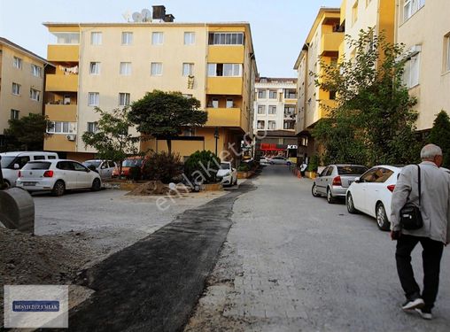 ÇEKMEKÖY MİMARSİNAN CADDESİ KÖŞESİNDE SİTE İÇİNE AÇILAN DÜKKAN