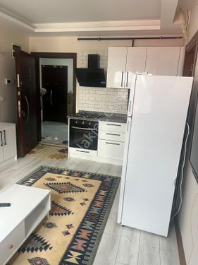 ÇUKUROVA BEYAZEVLER'DE AYLIK KİRALIK 1+1 EŞYALI DAİRE