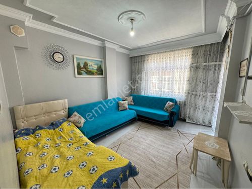 ESENTEPE MAHALLESİNDE1.KAT 90m2..2+1 KİRALIK DAİRE