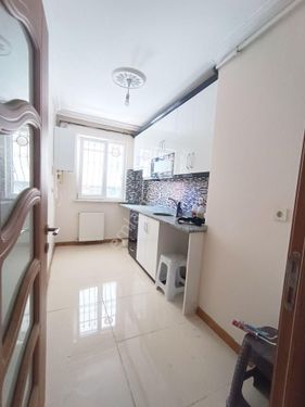 E5 METRO METROBÜSE YAKIN KONUMDA KİRALIK DAİRE