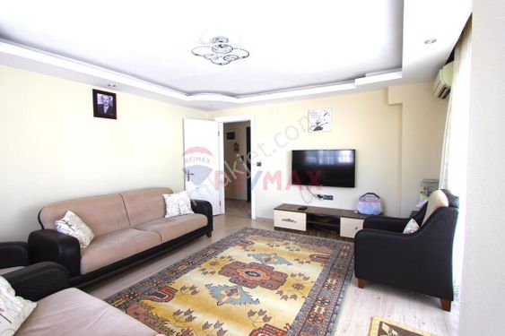 BAYRAKLI MUHİTTİN ERENER'DE DENİZ MANZARALI 3+1 SATILIK DAİRE