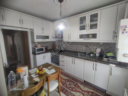 FATİH GOP MAHALLESİ  CADDE ÜZERİ ARA KAT FULL YAPILI SATILIK DAİRE