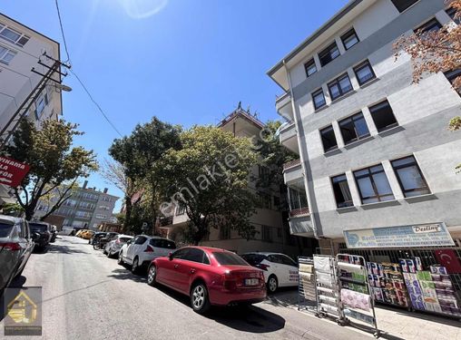 ESAT CADDESİNE YAKIN KATTA 4+1 SATLIK DAİRE