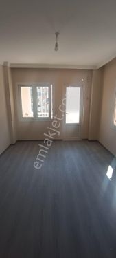 Bizim Emlak'tan çarşı merkezde 3+1 kiralık daire