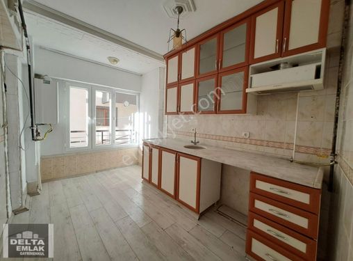 DELTA EMLAK'TAN HOCALI CADDE YAKINI 3+1 DAİRE