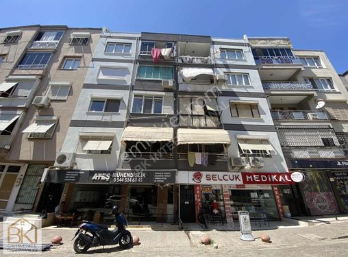 ÇARŞI MERKEZDE SATILIK 2+1 KOMPLE EŞYALI GENİŞ DAİRE