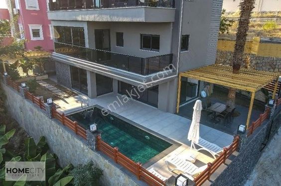 ALANYA MAHMUTLAR 4+1 320M2 SATILIK MÜSTAKİL VİLLA HAVUZ,SAUNAAAA