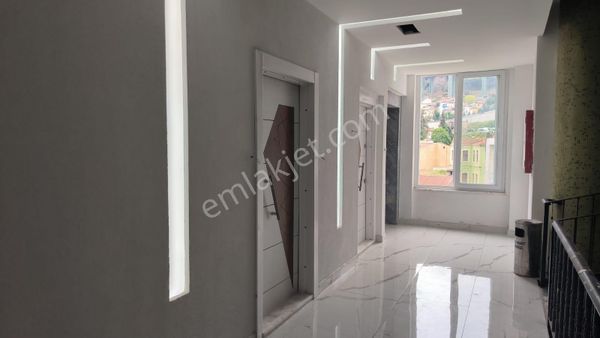 Trabzon Meydan İskenderpaşa Da Kiralık Ofisler