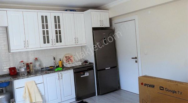 FOÇA YENİBAĞARASI BAHÇE KATI FIRSAT DAİRE