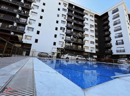 PROHOME'DAN MENEMEN ANA CADDE'DE SATILIK 2+1 HAVUZ CEPHE DAİRE