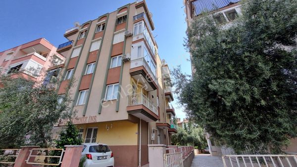  SEDİR MAHALLESİ’DE OKUL KARŞISI AYRI MUTFAKLI SATILIK 2+1 DAİRE