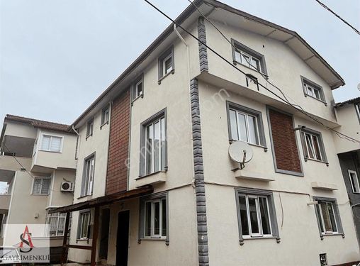 SAPANCA ÇARŞI MERKEZİN DE ĞİRİŞ KAT KİRALIK EŞYALI DAİRE