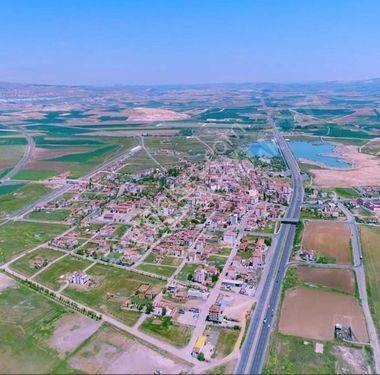 TEMELLİ ÇOKÖRENDE ESKİŞEHİR YOLUNA YAKIN 1587 M2 HİSSE