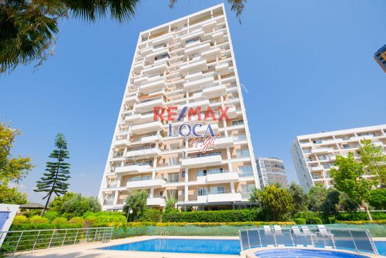  REMAX LOCA'DAN COUNTRY TARZ TASARIM SATILIK 4+1 DAİRE