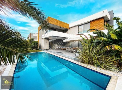 ÇEŞME MAMURBABA'DA SATILIK ULTRA LÜX VİLLA LUXURY CESME VILLA