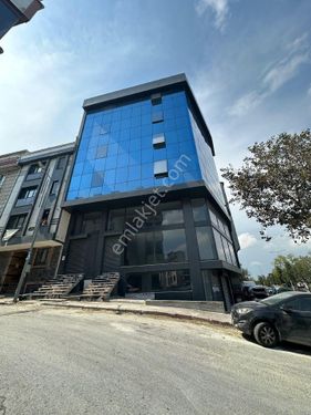  KOMPLE KİRALIK 1500M2 HER İŞE UYGUN BİNA