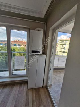 YILDIZ TEPE MH HAVALANI YOLU DİBİNDE 3+1 FULL YAPILI KİRALIK DAİRE