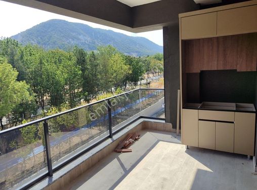 ASEL'DEN ADRES KÜTAHYA'DA 4+1 ARAKAT 240M2 ÇİFT GARAJ DAİRE