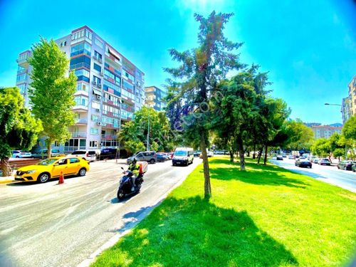 Amerikan Koleji Yakını İnönü Caddesi Üzeri ACİL Satılık 3+1Daire