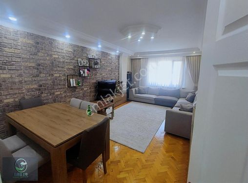 CADDE ÜSTÜ 2+1, 110 M² ÇİFT CEPHE KULLANIŞLI SATILIK DAİRE