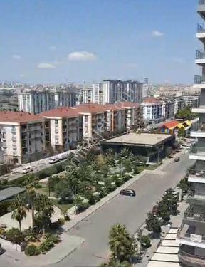 BEYLİKDÜZÜ KAVAKLI MARİNA KARŞISINDA FULL EŞYALI HAMAMLI 1+1 TERASLI KİRALIK DAİRE