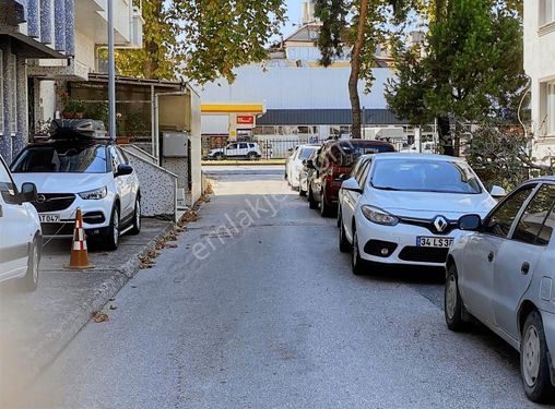 BEHÇELİEVLER MAH. LOKASYONU MERKEZİ YERDE 70 M2 SATILIK DÜKKAN