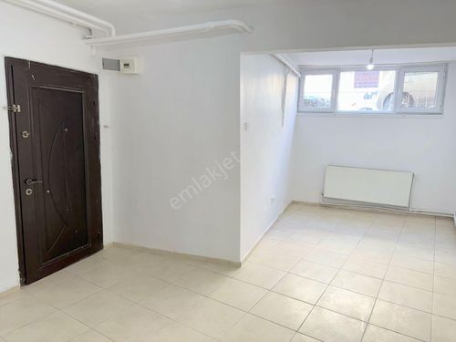  Cihangir Akyol Caddesi Üzeri Merkezi Konumda, 60M2, Bakımlı 1+1